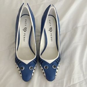 Katy Perry Mako Shark Pumps, never worn
